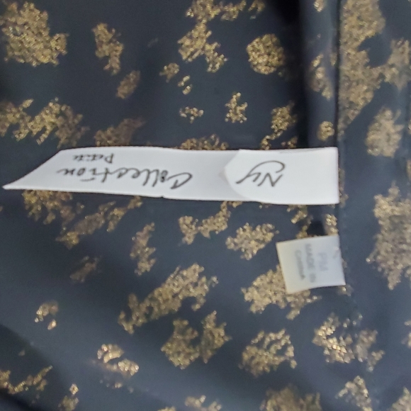 NY Collection tie front gold shimmer button front petite medium - Picture 2 of 10